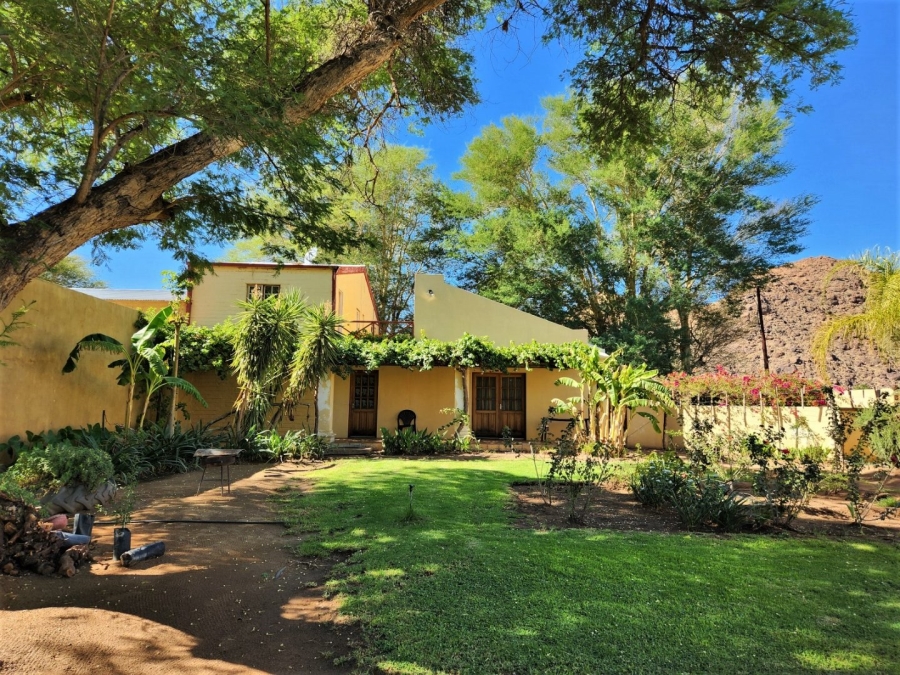 Commercial Property for Sale in Kakamas Rural Northern Cape